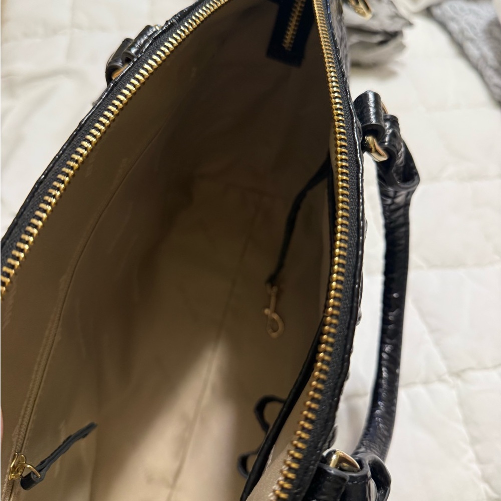Brahmin Duxbury satchel! Medium size Black! - Picture 4 of 6